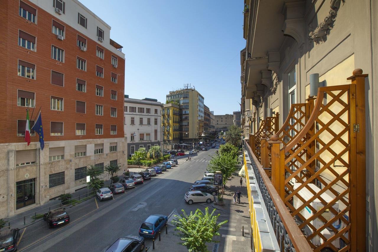 Suite Dei Catalani Napoli Eksteriør billede